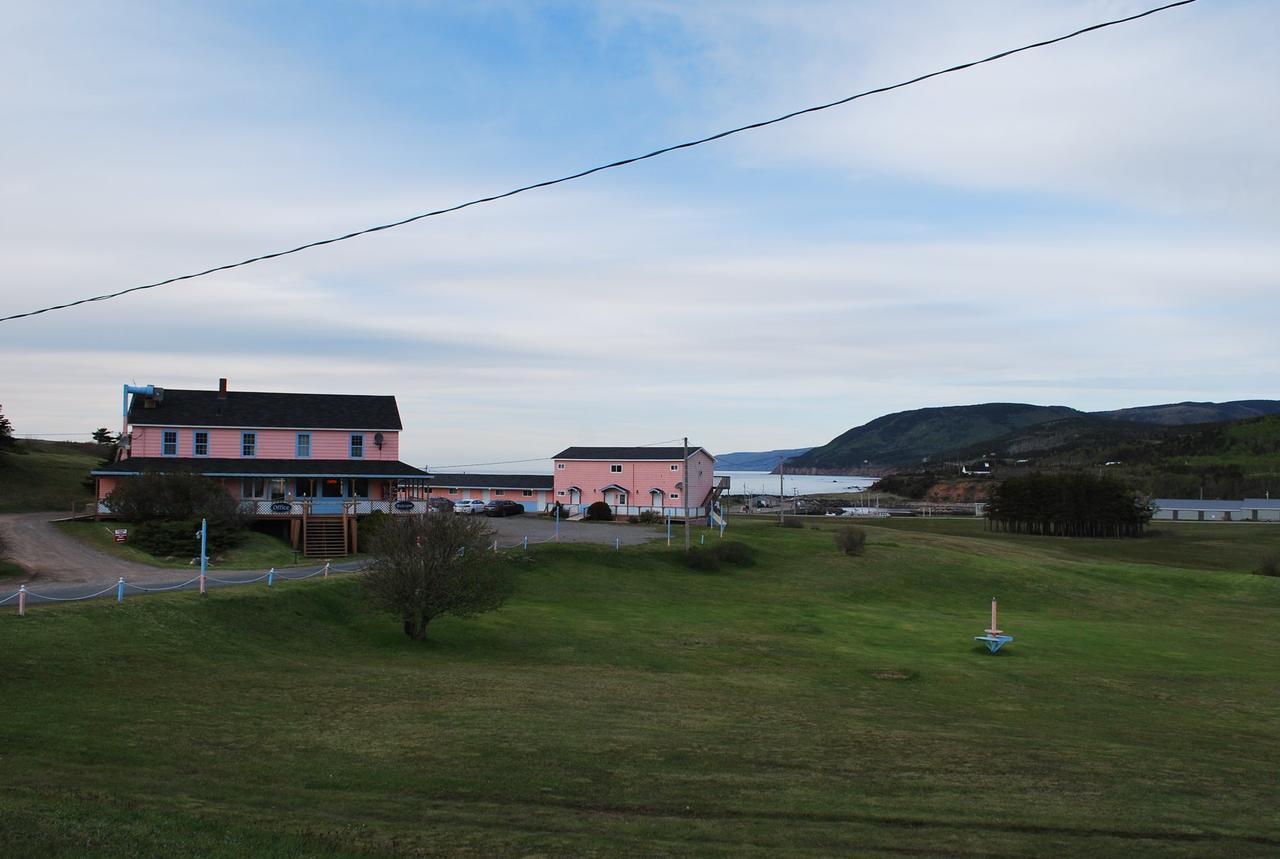 Midtrail Motel Pleasant Bay Exterior foto